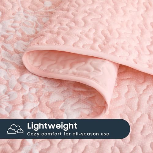 Wake In Cloud Floral Quilt Set - Reversible 3-Piece Pink TwinTwin XL