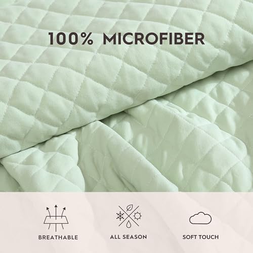 Laura Ashley Twin Quilt Set with Ruffled Sham