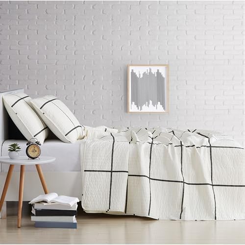 TRULY SOFT Kurt Windowpane Ivory Black Quilt Set