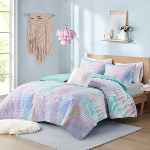 Intelligent Design Cassiopeia Tie-Dye Quilt Set