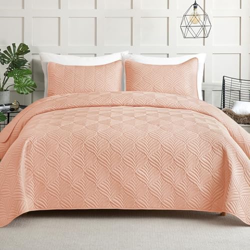 Whale Flotilla Blush Pink Quilt Set Twin Size 2-Piece