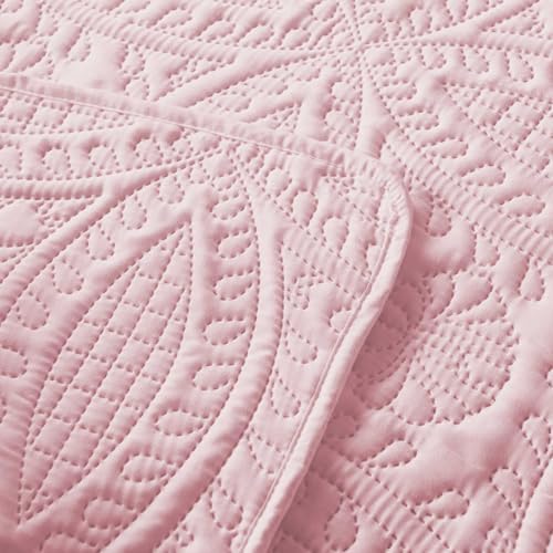 Boryard 3-Piece Quilt Set with Pillow Shams Pink