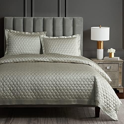 HiEnd Accents Satin Quatrefoil Quilt Set 3 Piece Super Queen Size