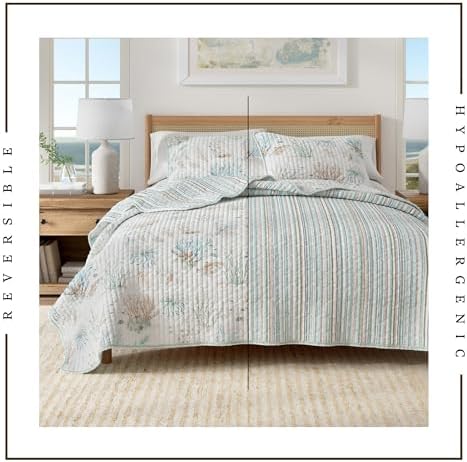 Great Bay Home Aqua Grove Quilt Set with Shams