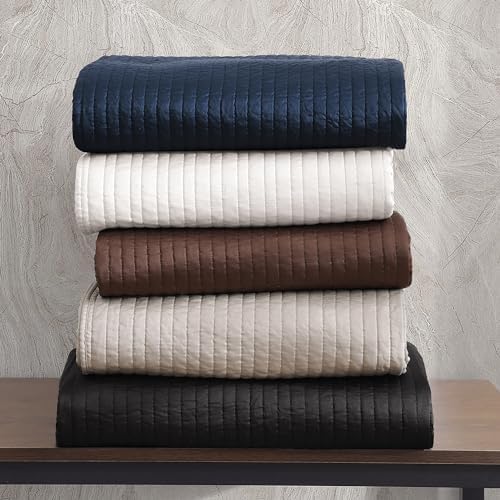 Indigo Hill Satin Quilt Set 3 Piece Super Queen White