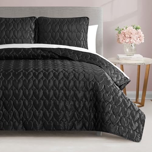 Juicy Couture Satin Heart 3-Piece Quilt Set Black