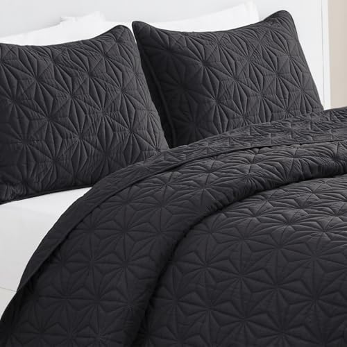 VCNY Home Kaleidoscope Pattern 3-Piece Quilt Set King Grey