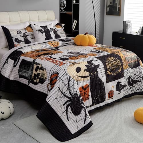 EVENHUG Halloween Queen Quilt Set with Pillow Shams 1