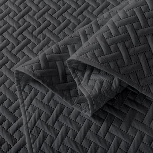 HYLEORY Dark Grey Full Queen Quilt Set with 2 Pillow Shams