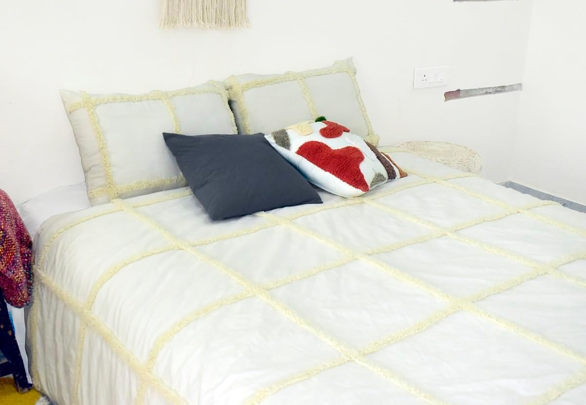 5 Piece Boho Tufted Duvet Cover Set - White Dot Pattern 1