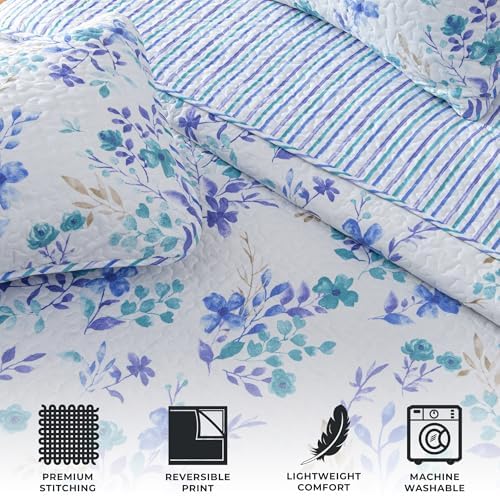Great Bay Home Blue Floral TwinTwin XL Quilt Set with Shams