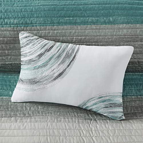 Madison Park Essentials Saben Reversible Quilt Set - Geometric Stripes Aqua 8 Piece