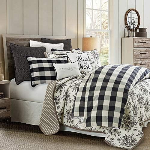 HiEnd Accents Camille 3 Piece Duvet Set 1