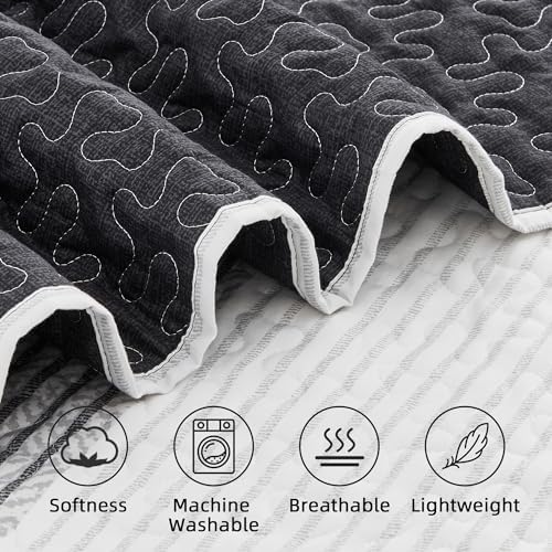 Andency King Size Quilt Set Black and White Striped
