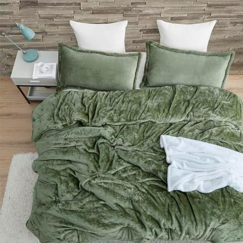 Byourbed Softer Than Soft Comforter Set - Double Plush Montana Green