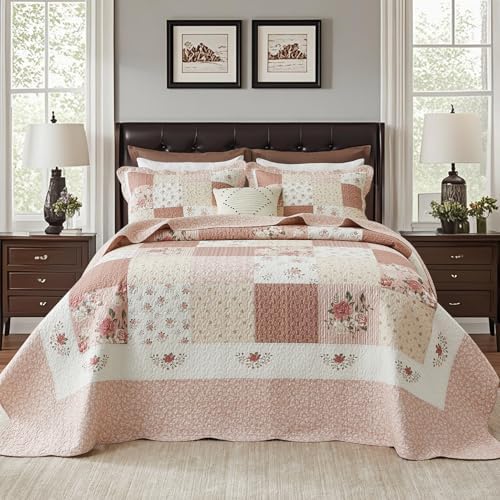 SahSahCasa 128x120 Cotton Patchwork Bedspread Set - Floral Cal King Quilt