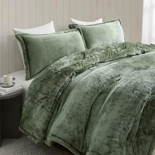 Byourbed Softer Than Soft Comforter Set - Double Plush Montana Green