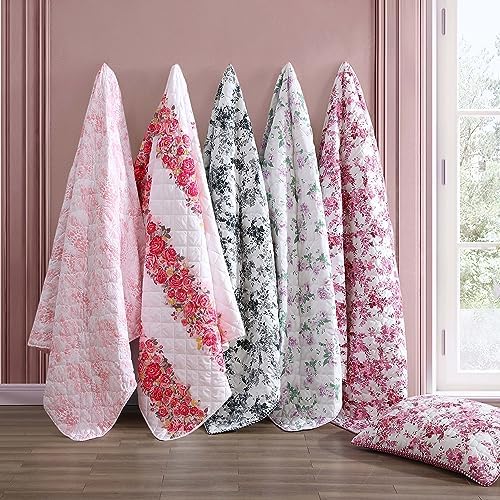 Betsey Johnson Queen Quilt Set - Banded Floral Pink