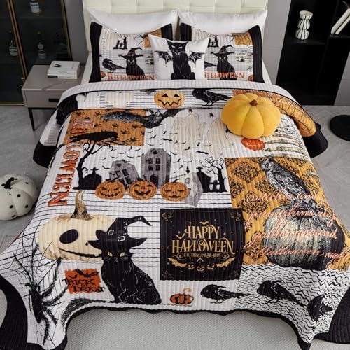 EVENHUG Halloween Queen Quilt Set with Pillow Shams 1