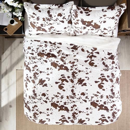 CARSTENS Western Aztec Cow Print Quilt Set Twin
