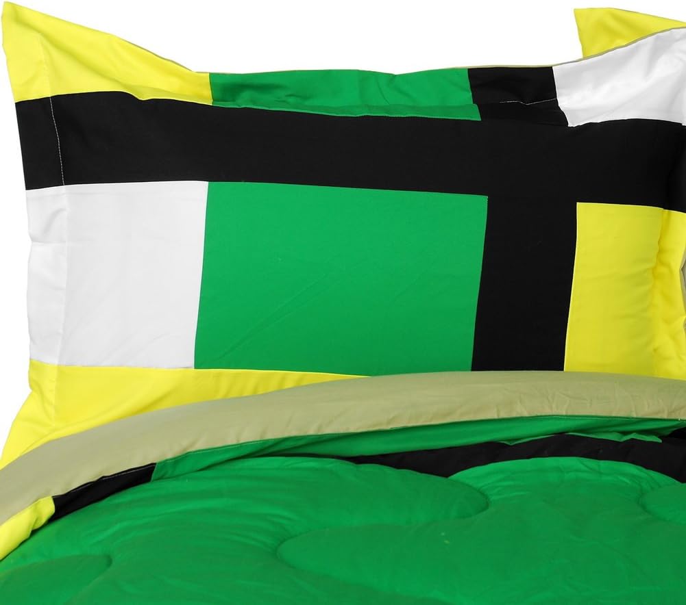 Onitiva Lush World Quilted Patchwork Down Alternative Comforter Set