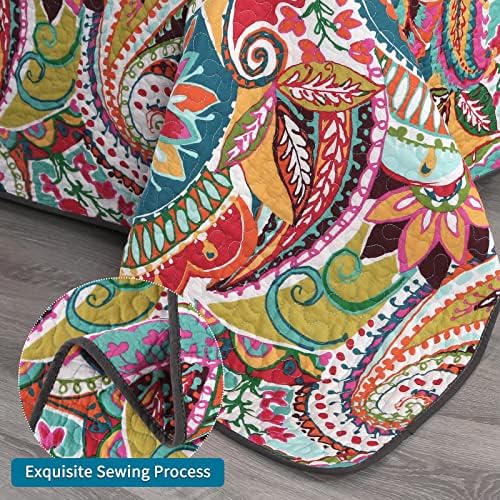 Qucover Cotton Twin Quilt Set with Paisley Pattern