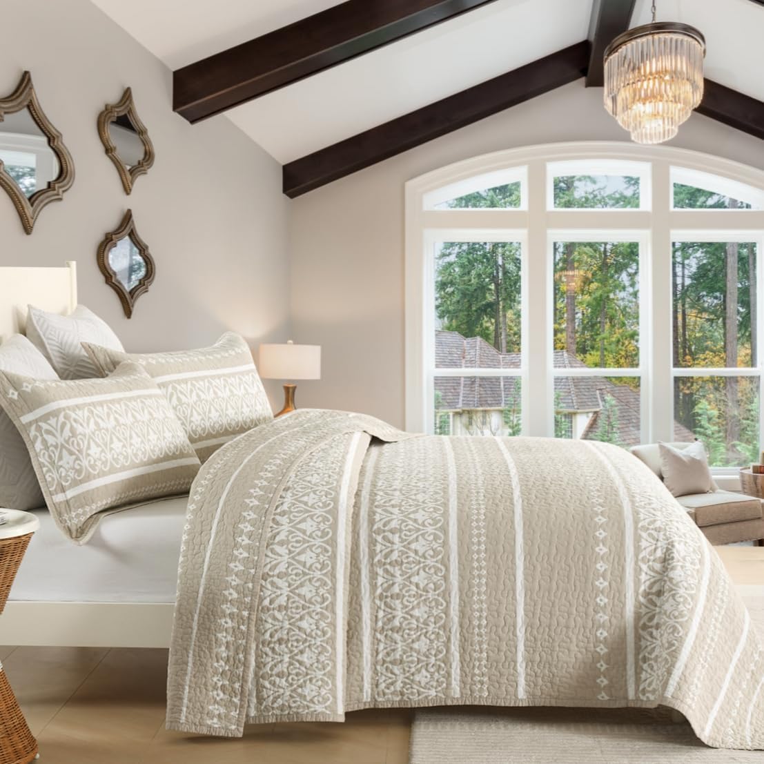 BCOTTOND Boho King Quilt Set 3 Piece All Season