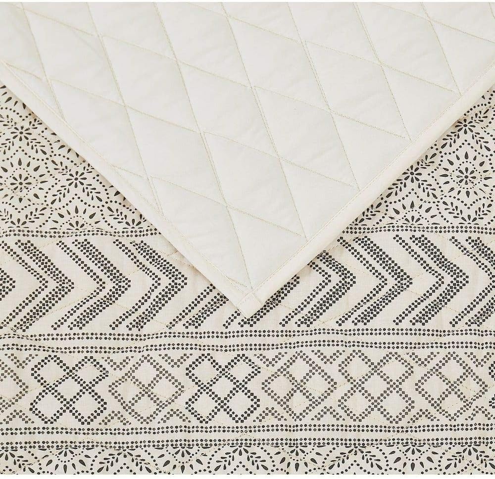 TRP 2 Piece Black Ivory Quilt Set with Reversible Design