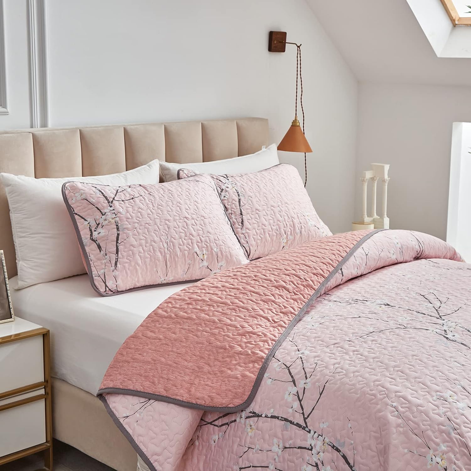 UOZZI BEDDING 3 Pieces Reversible Quilt Set
