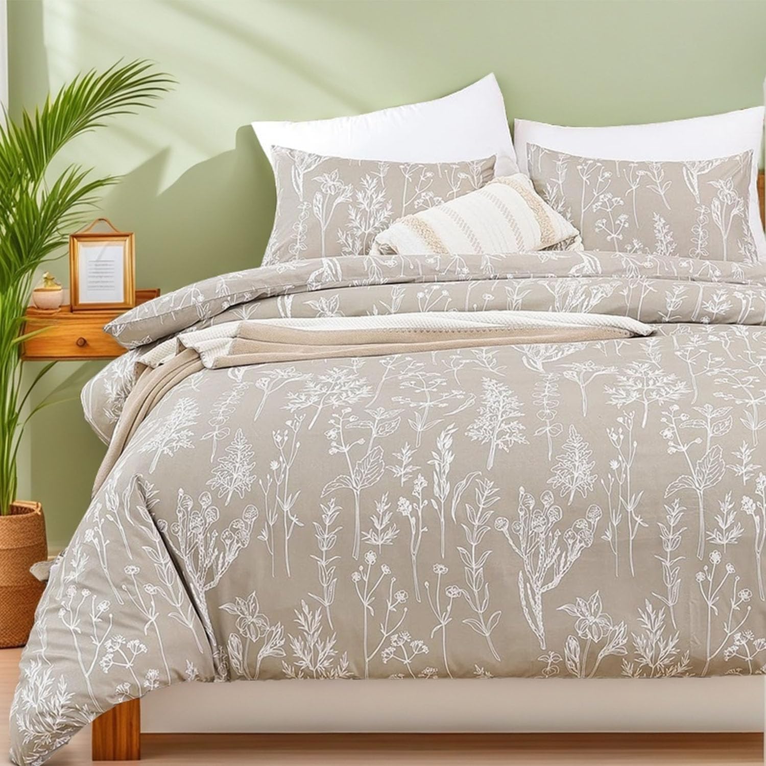 JANZAA Queen Comforter Set with Floral Patterns 3 Pieces