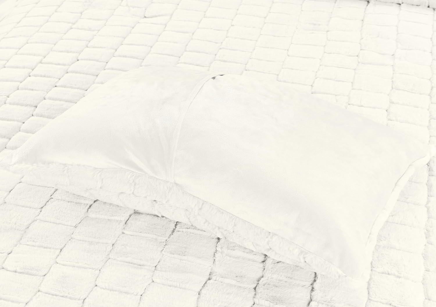 Elegant Comfort Faux Fur 3-Piece Comforter Set