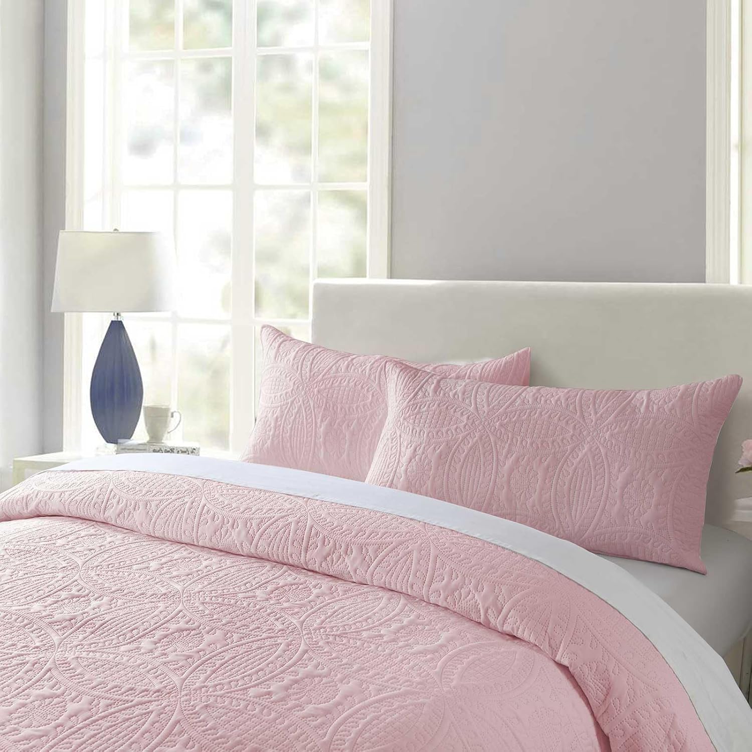 Boryard 3-Piece Quilt Set with Pillow Shams Pink