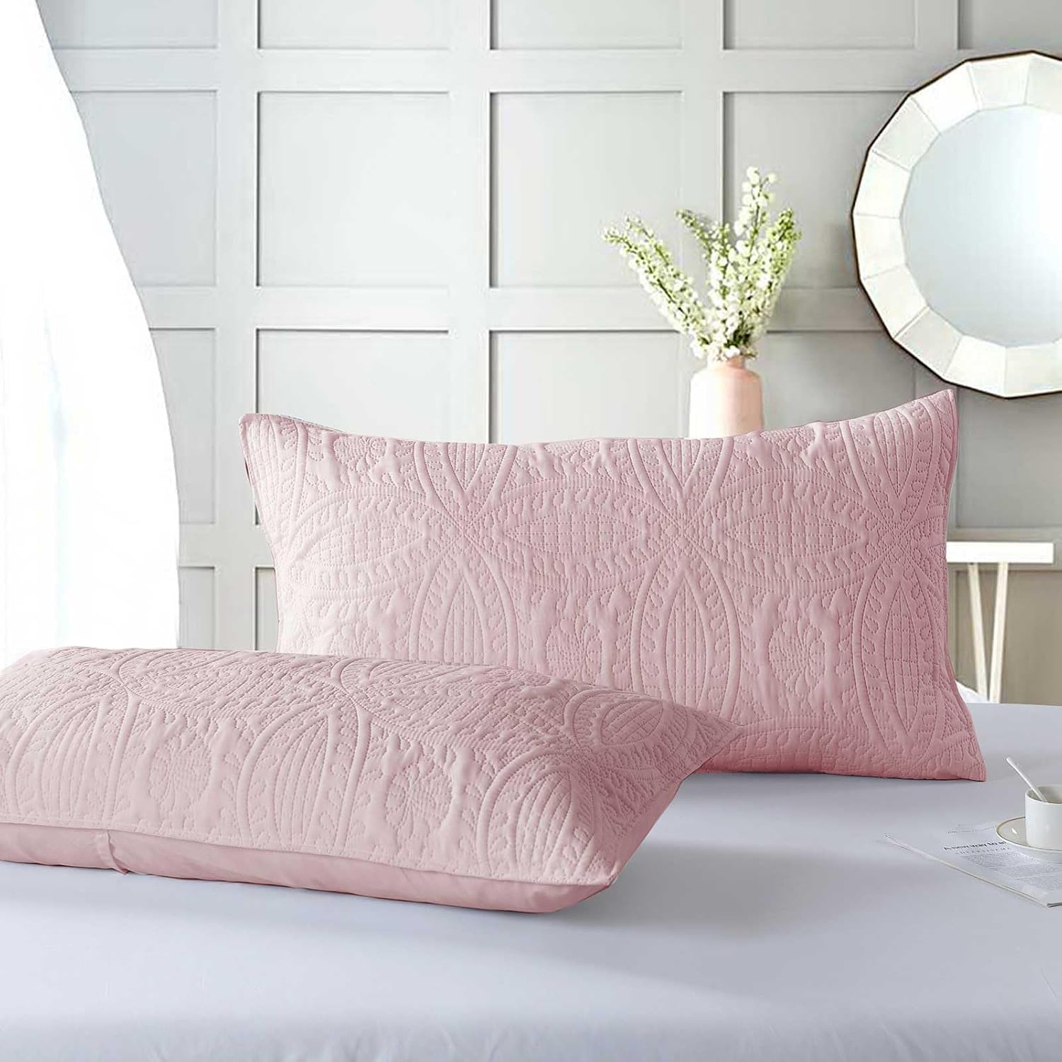 Boryard 3-Piece Quilt Set with Pillow Shams Pink