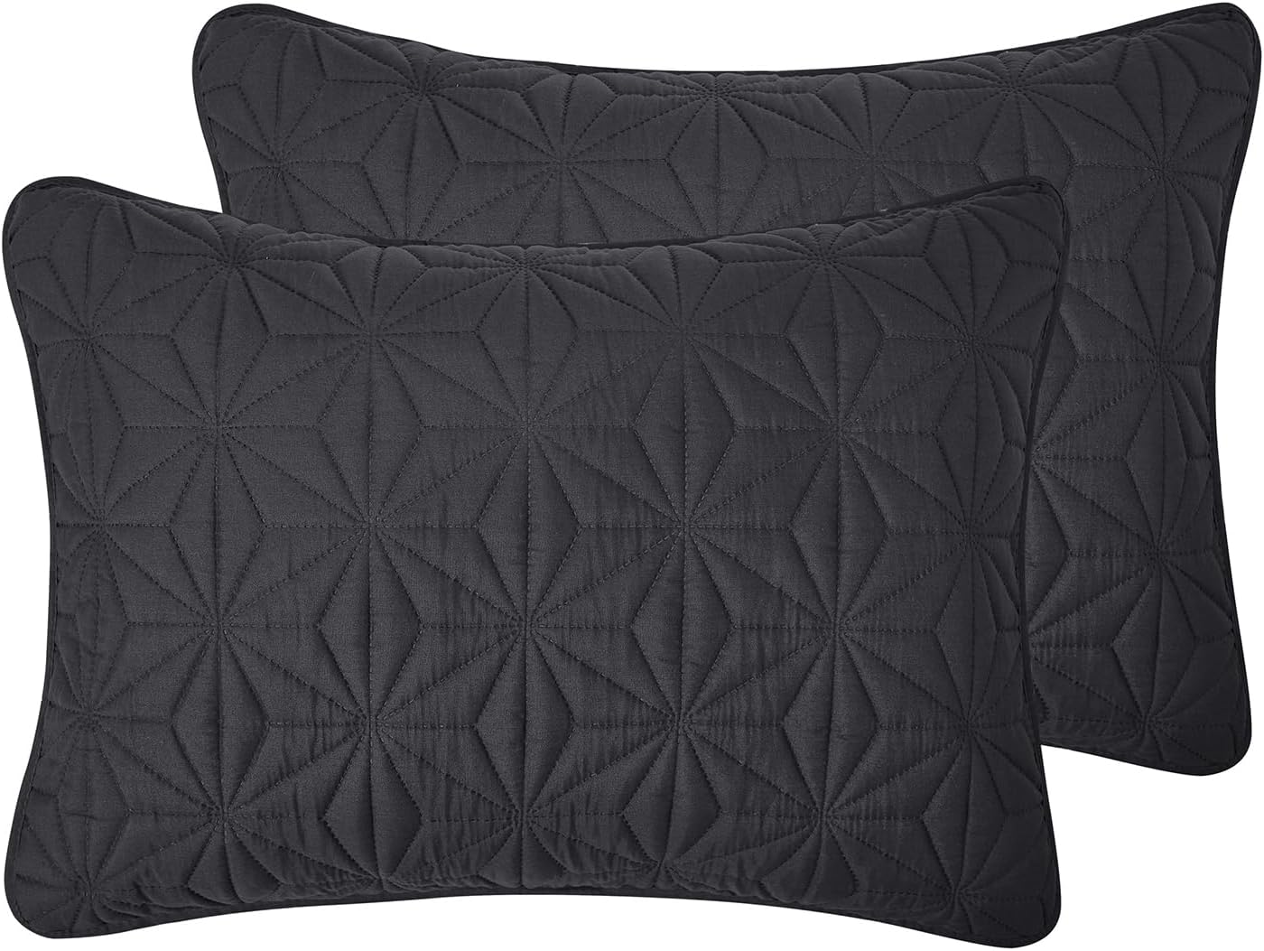 VCNY Home Kaleidoscope Pattern 3-Piece Quilt Set King Grey