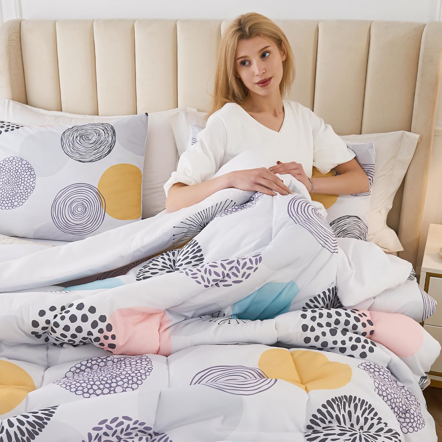 3 Piece Twin Comforter Set with Pillow Cases - Dream Circle
