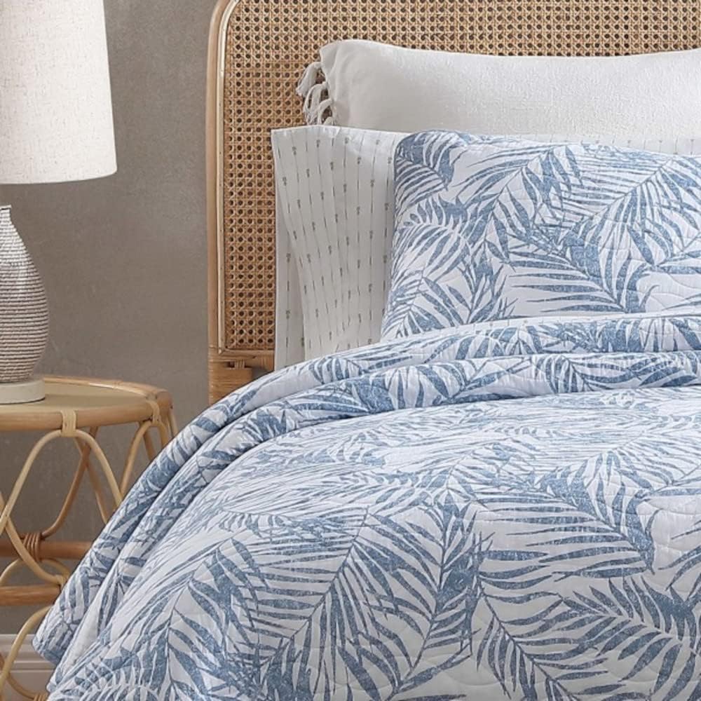 Tommy Bahama Twin Quilt Set in Medium Blue