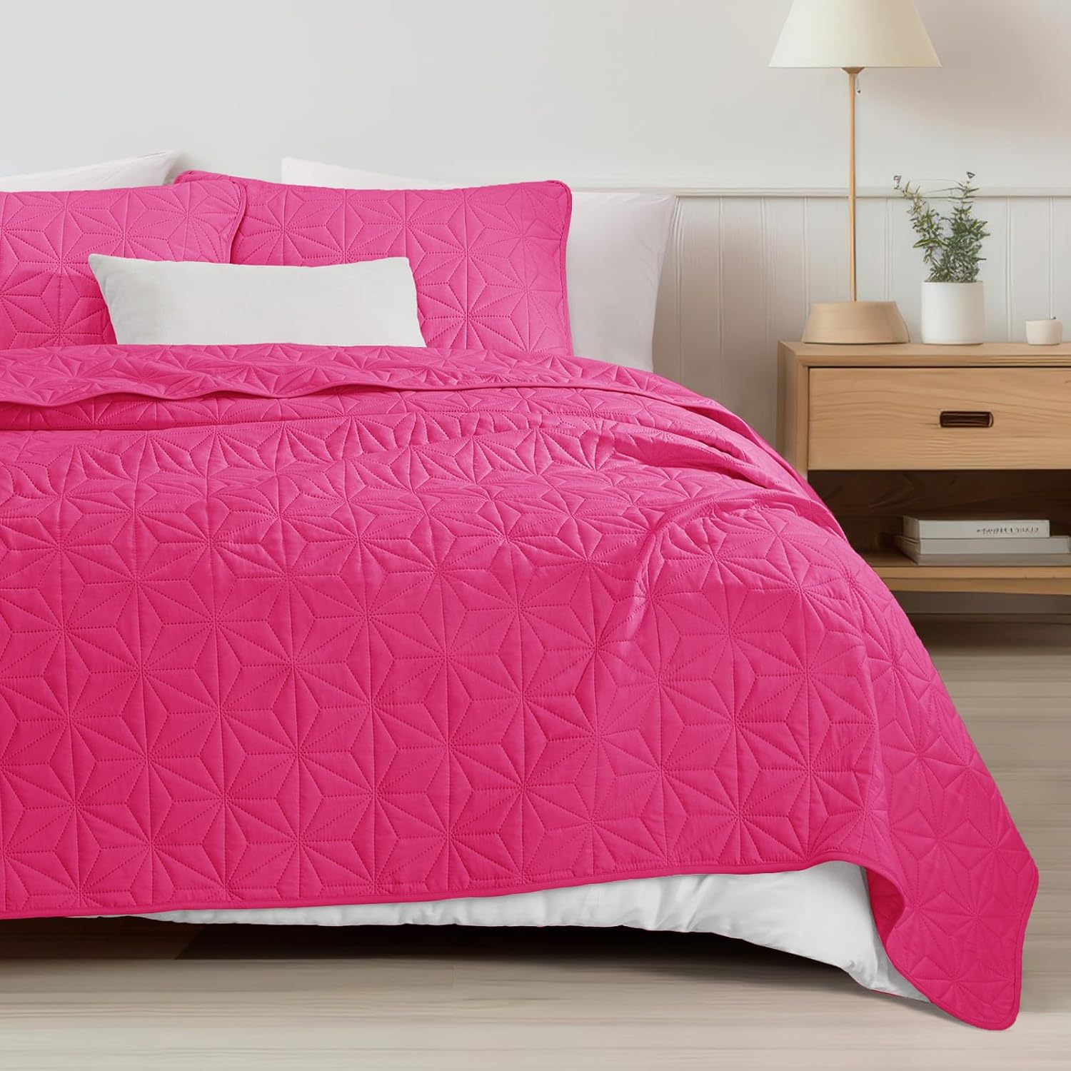 Whale Flotilla Twin XL Quilt Set Hot Pink