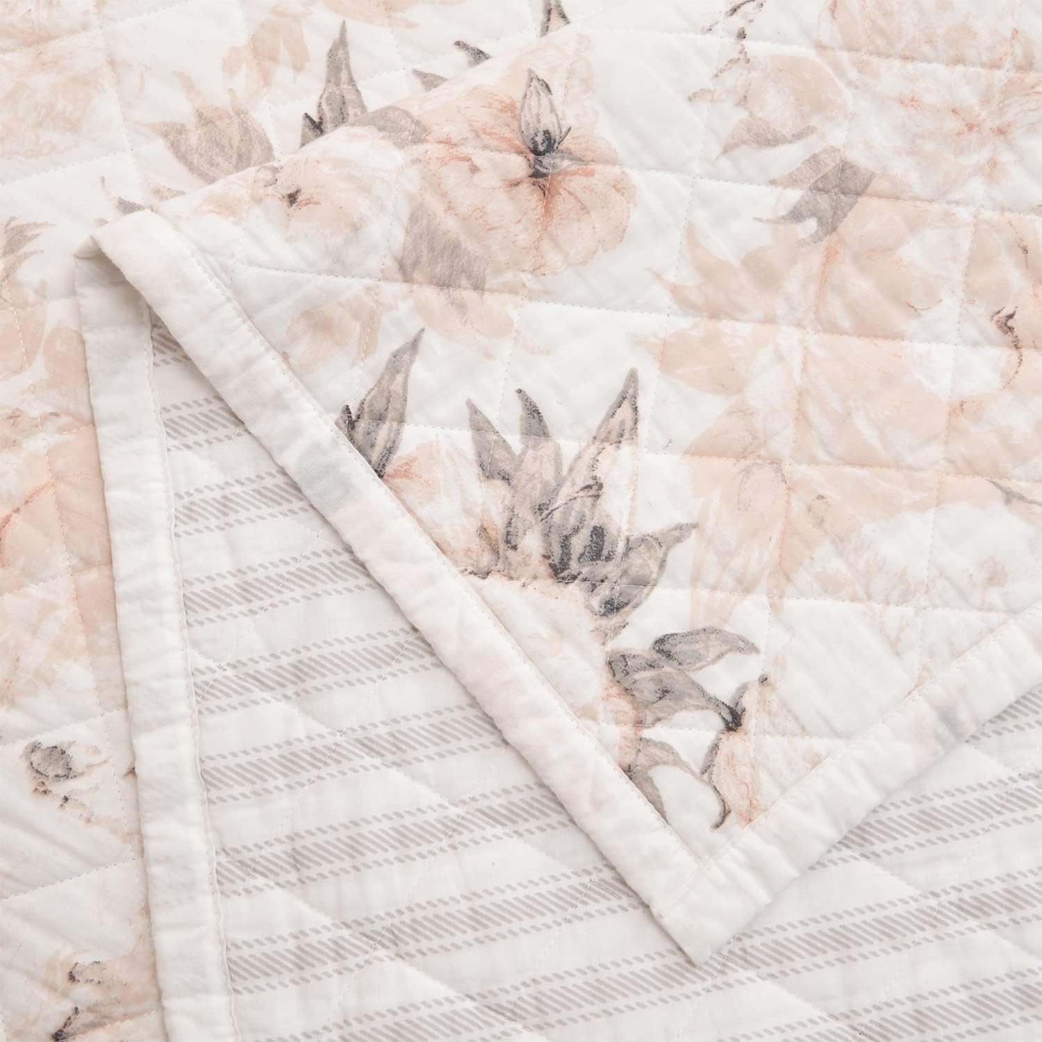 HiEnd Accents Colette 3 Piece Quilt Set