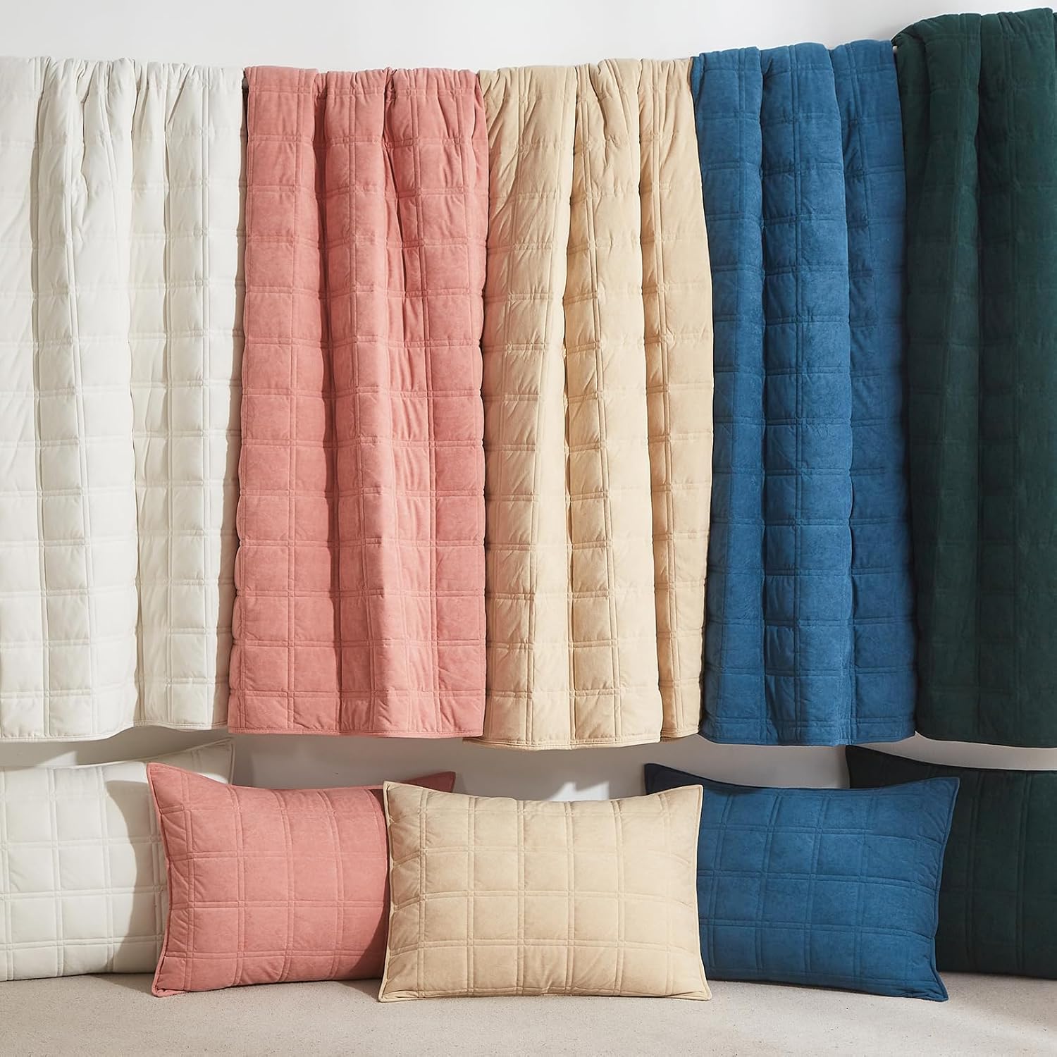 Wondnuga Velvet Quilt Set 3 Piece Pink FullQueen Size