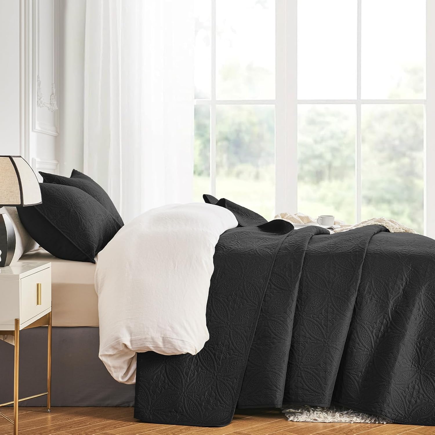 WURUIBO KingCal King Quilt Set Black Microfiber