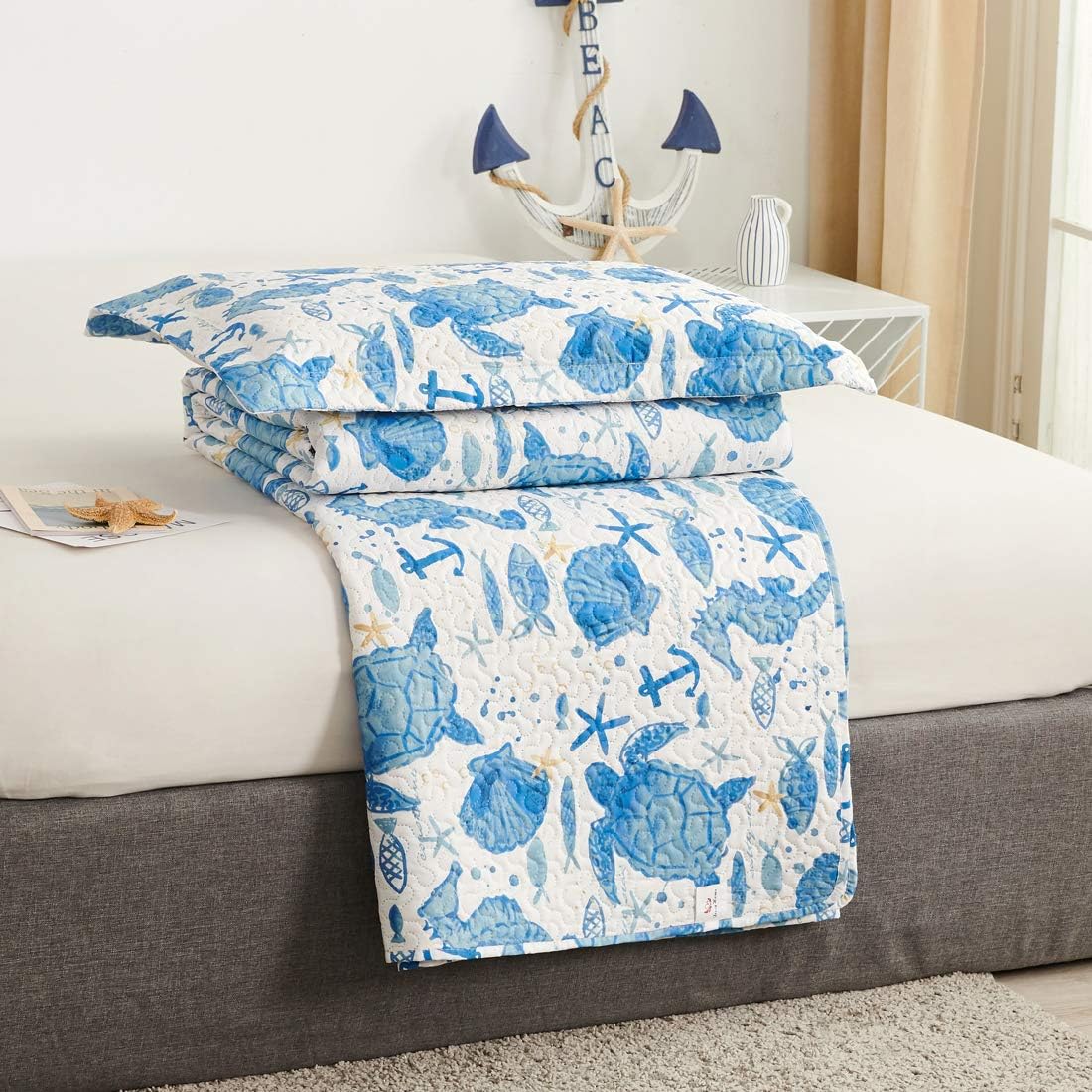 Oliven Ocean Themed Turtle Quilt Set Twin