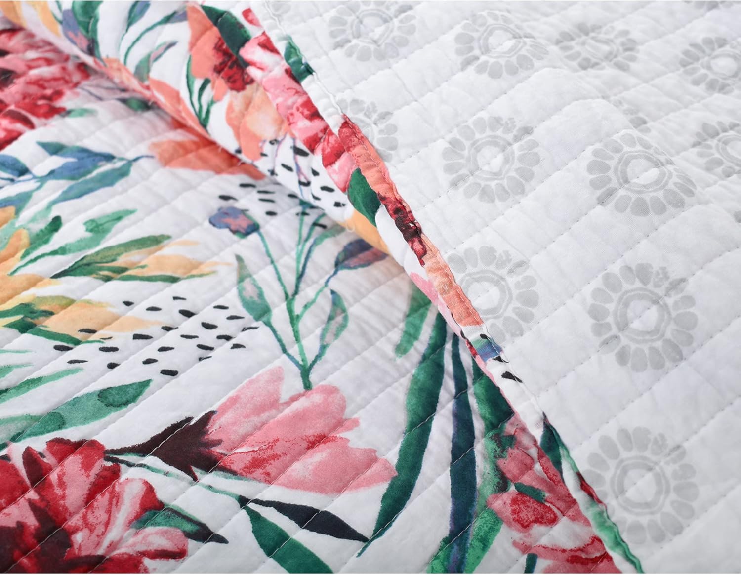 Twin Quilt Set 2-Piece Reversible Cotton Bedspread with Shams in Pink