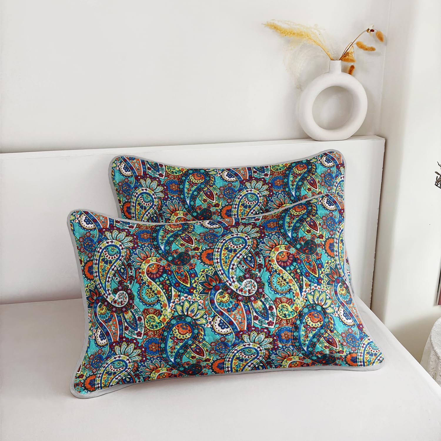 Boho Style King Quilt Set with 2 Pillowcases