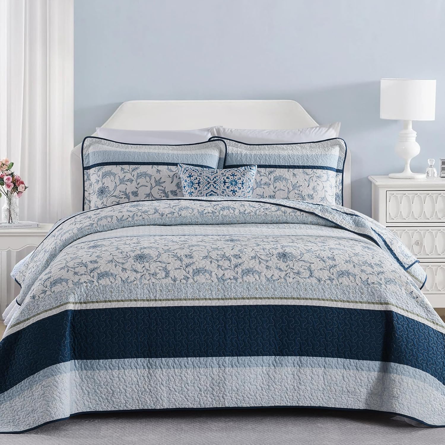 SOElinens Queen Size Quilt Set Navy Blue Floral