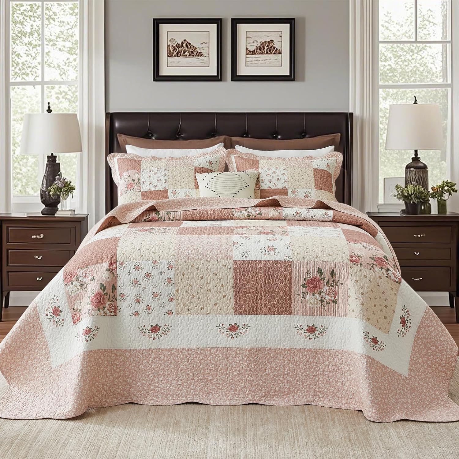 SahSahCasa 128x120 Cotton Patchwork Bedspread Set - Floral Cal King Quilt