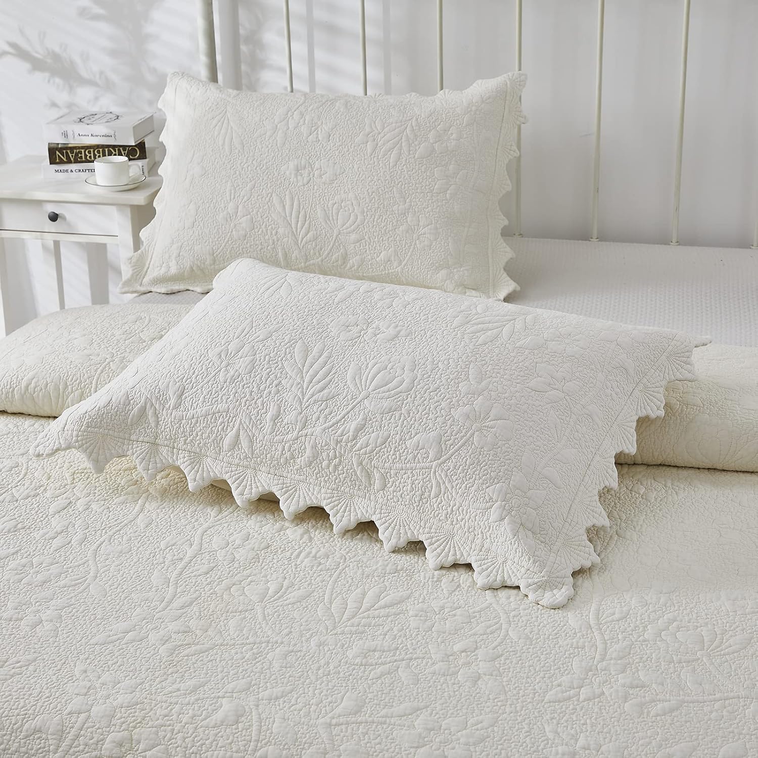Brandream 4-Piece Cream White Quilt Set Twin Size