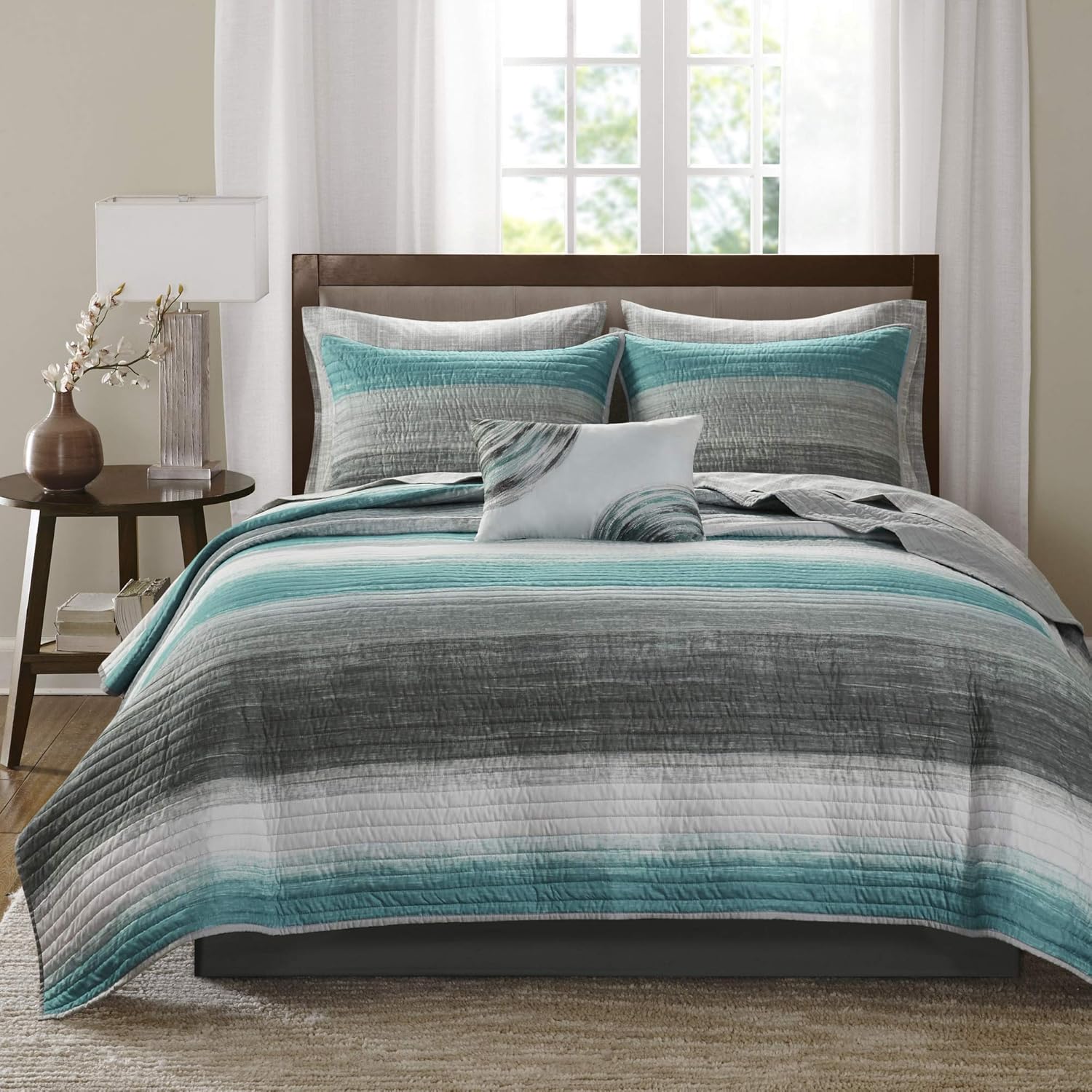 Madison Park Essentials Saben Reversible Quilt Set - Geometric Stripes Aqua 8 Piece