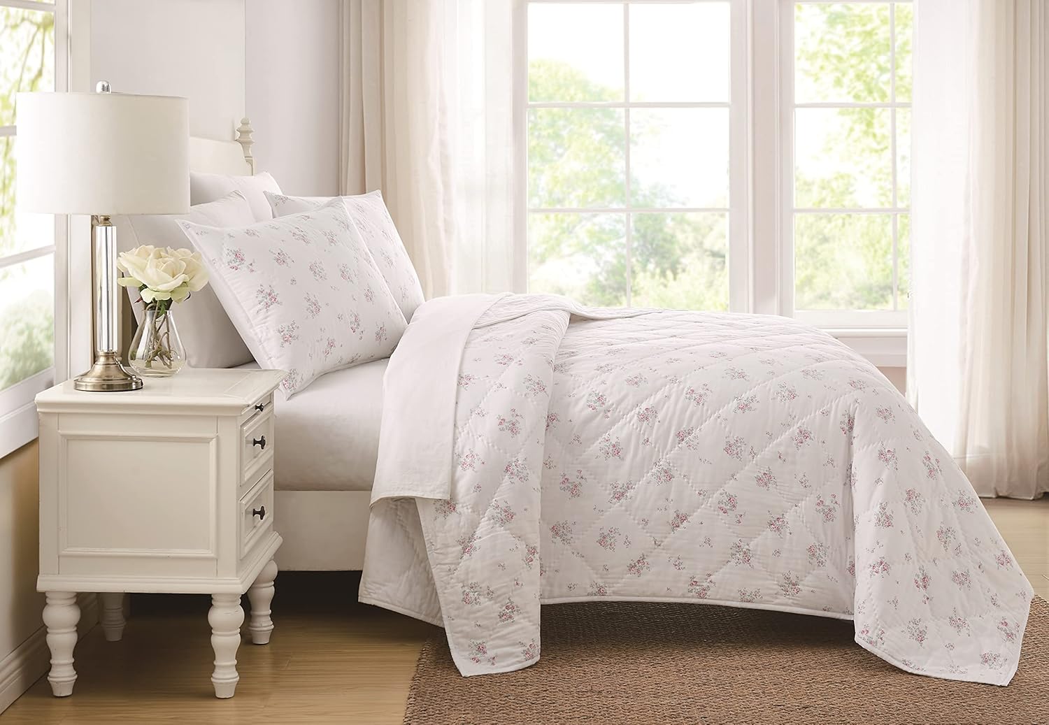 The Farmhouse by Rachel Ashwell - TwinTwin XL Quilt Set