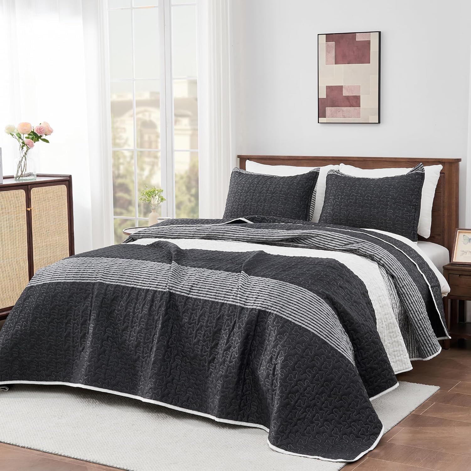 Andency King Size Quilt Set Black and White Striped