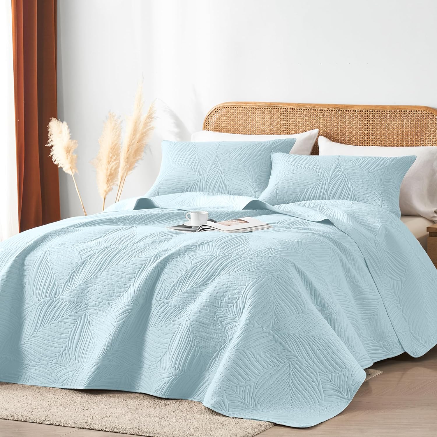 OARAGE Aqua Blue Twin Quilt Set with Leaf Pattern